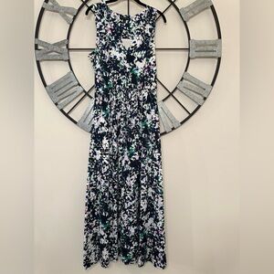 Banana Republic Jaden Floral Sleeveless V-Neck Maxi Dress. Size: 10